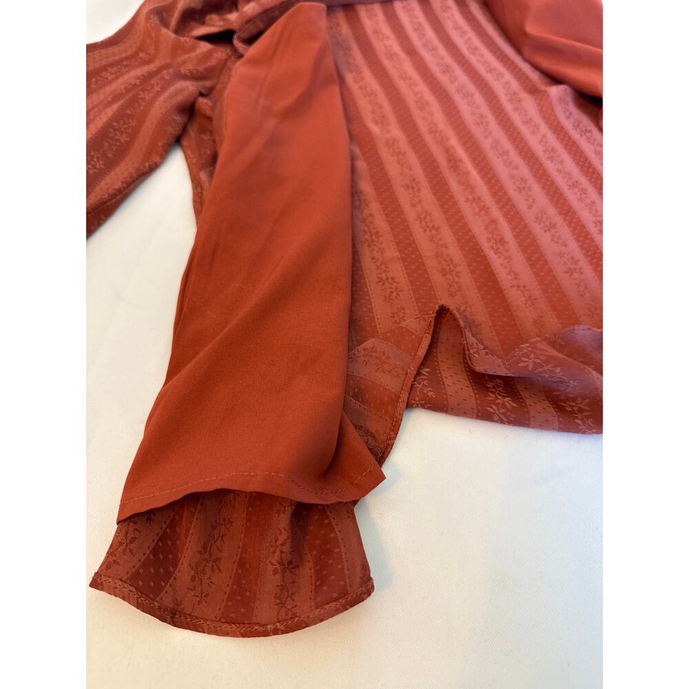70s Retro Style Blouse Rust Orange Cloth Tonal Buttons Pointed Collar Size XS - Picture 9 of 9
